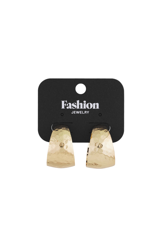 “Cloe” hoops gold