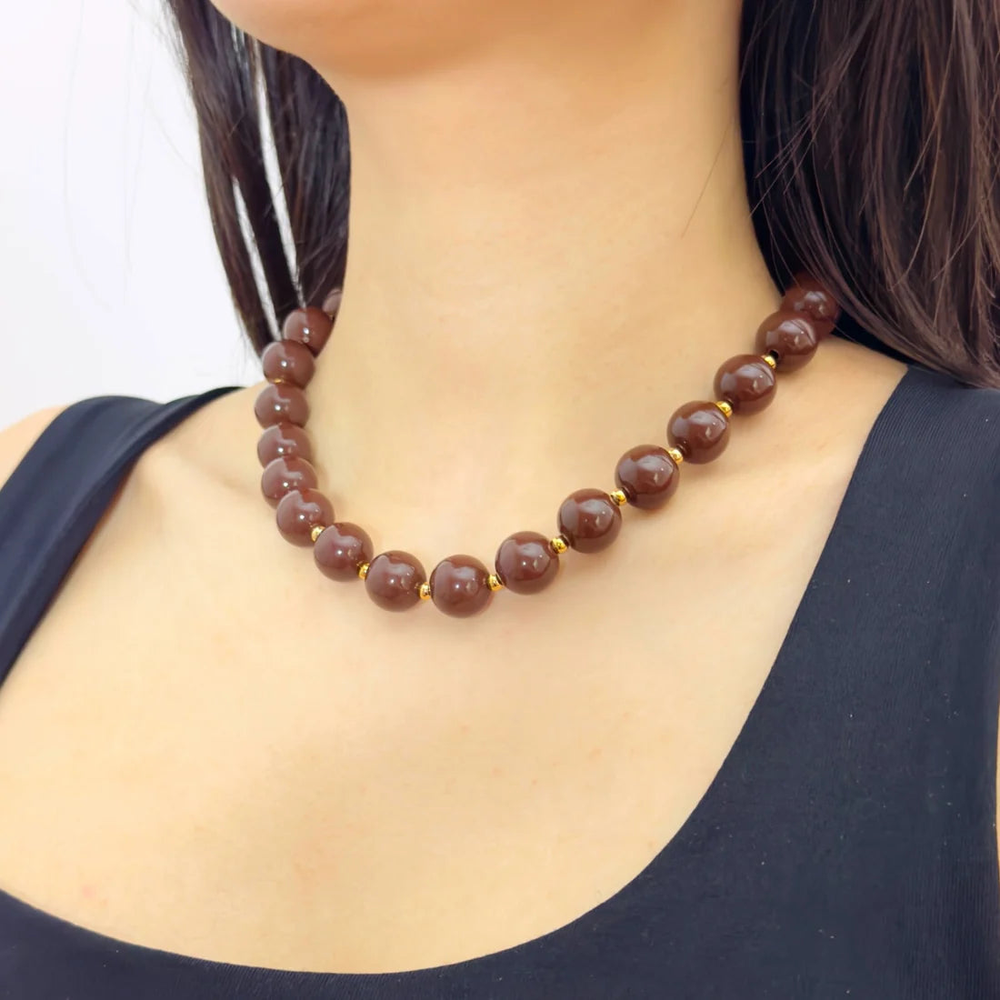 Brown beads ketting